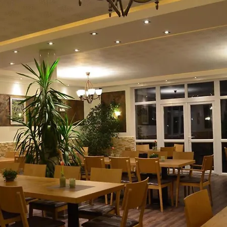 Zur Issel Gasthof 3*